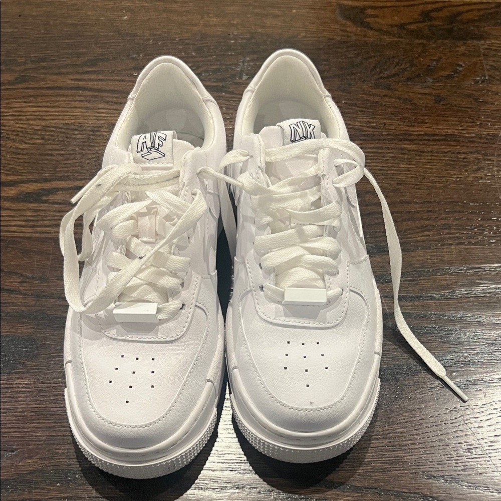 White Women's Sneakers